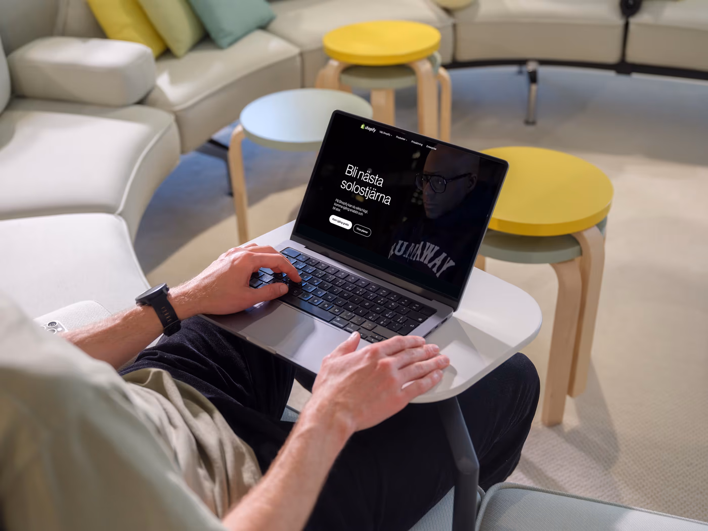 Mikä on Shopify? Kaikki mitä tarvitset tietää